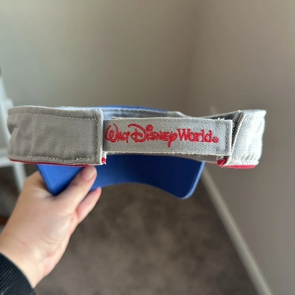 Vintage Walt Disney World Kids Epcot Sun Visor OSFM in Fair Used Conditon